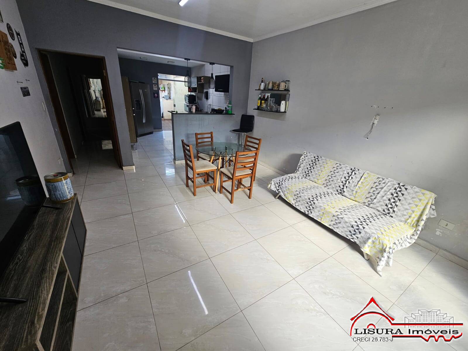 Casa à venda com 3 quartos, 79m² - Foto 1