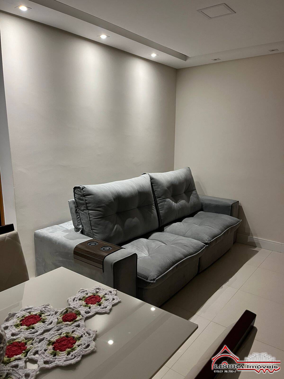 Apartamento à venda com 2 quartos, 52m² - Foto 4