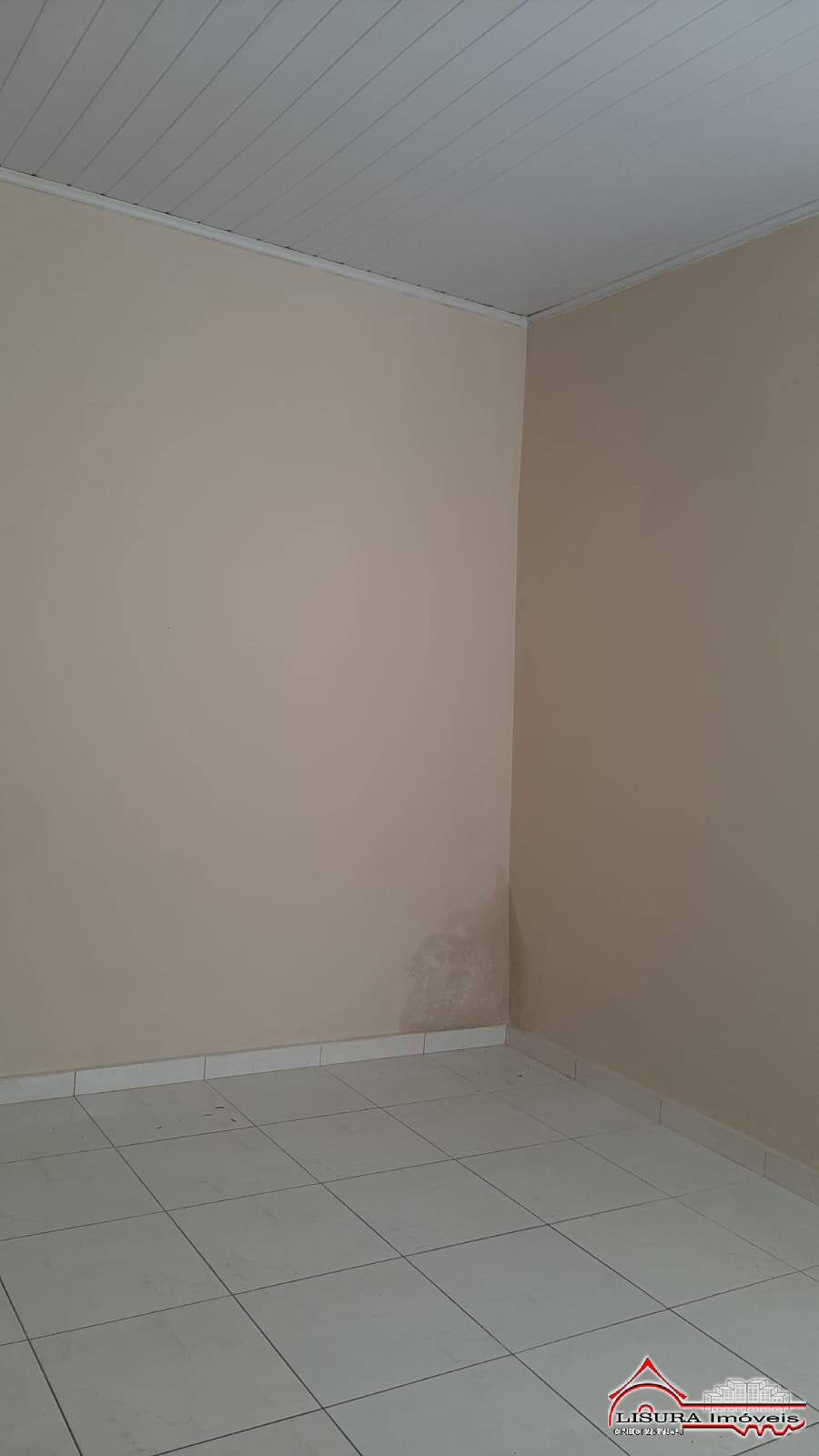 Casa para alugar com 1 quarto, 1m² - Foto 8