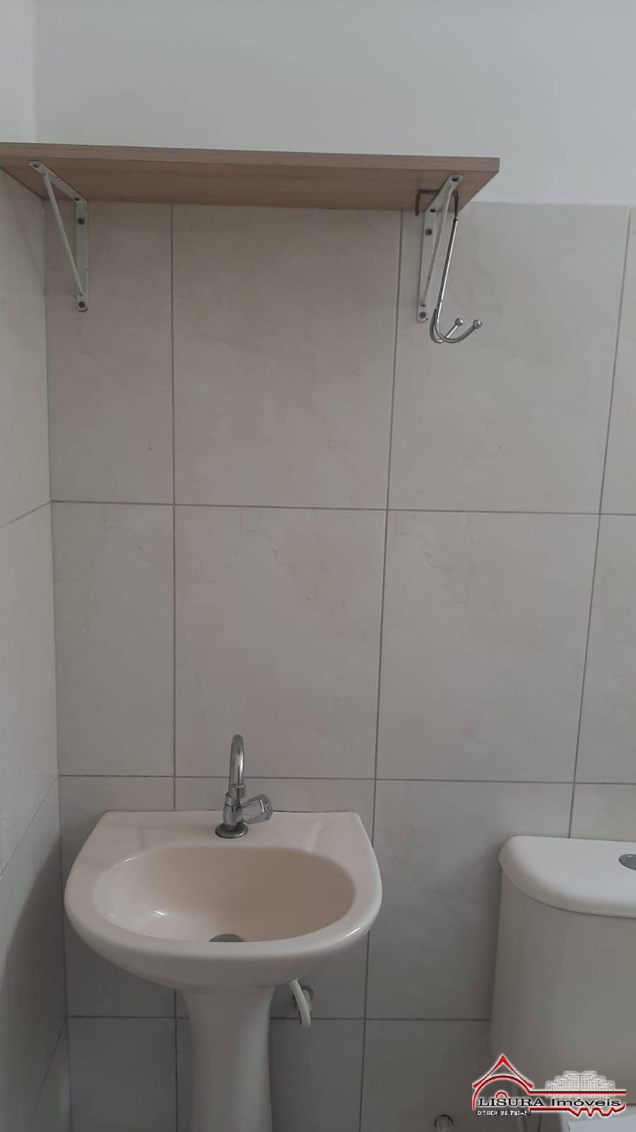 Casa para alugar com 1 quarto, 1m² - Foto 9