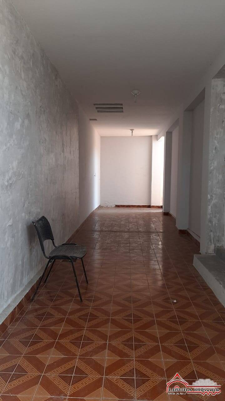 Casa para alugar com 3 quartos, 185m² - Foto 41