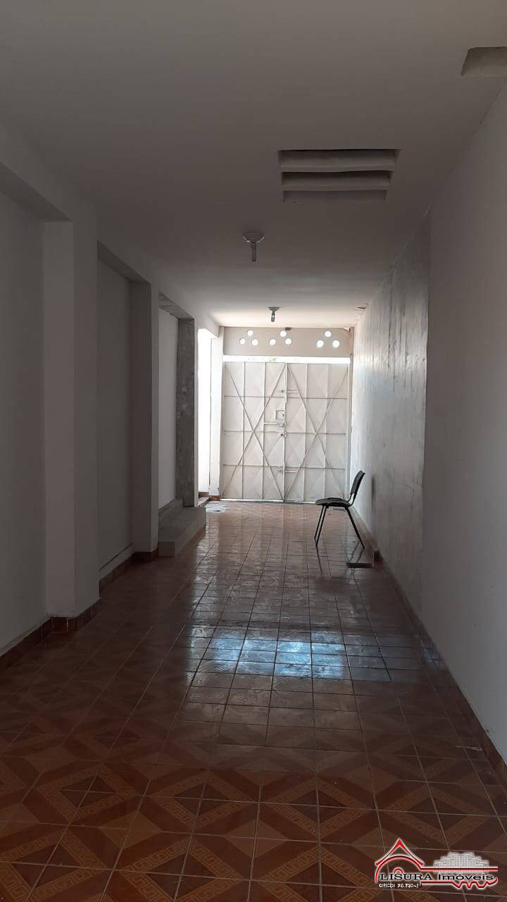 Casa para alugar com 3 quartos, 185m² - Foto 43