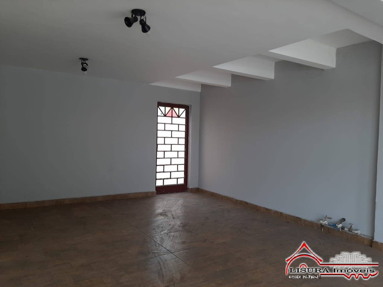 Casa para alugar com 3 quartos, 185m² - Foto 44