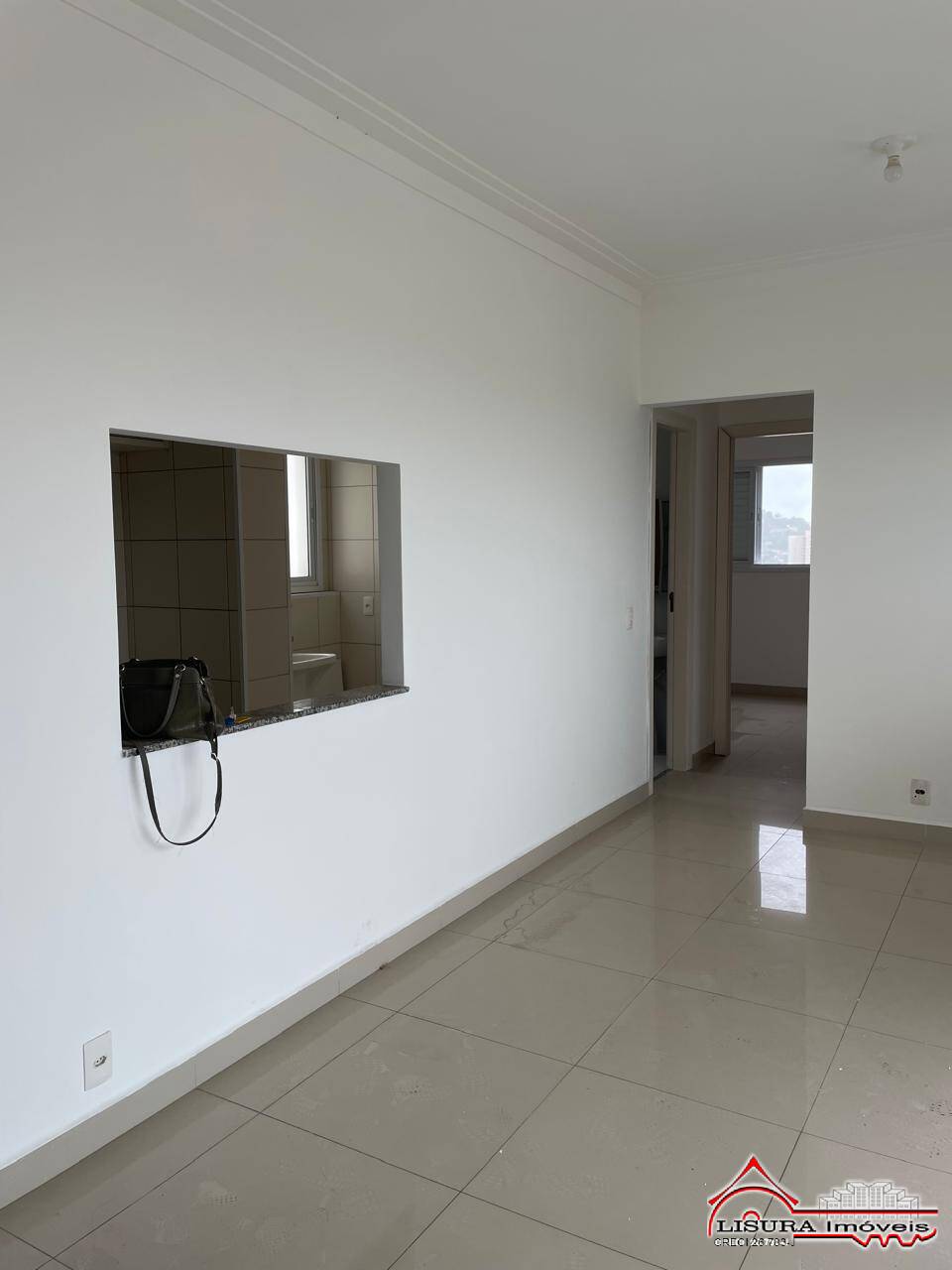 Apartamento para alugar com 2 quartos, 64m² - Foto 7