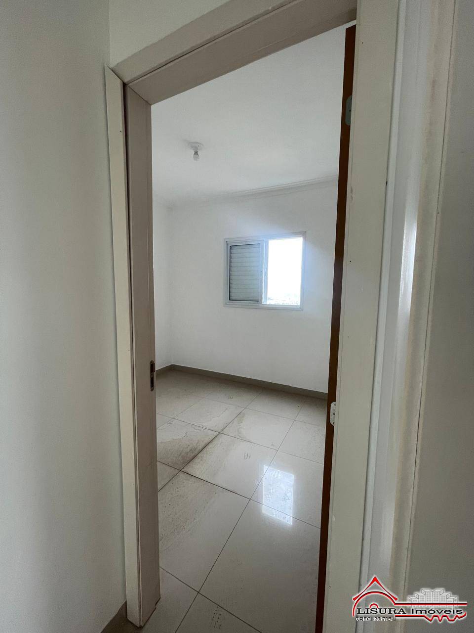 Apartamento para alugar com 2 quartos, 64m² - Foto 15