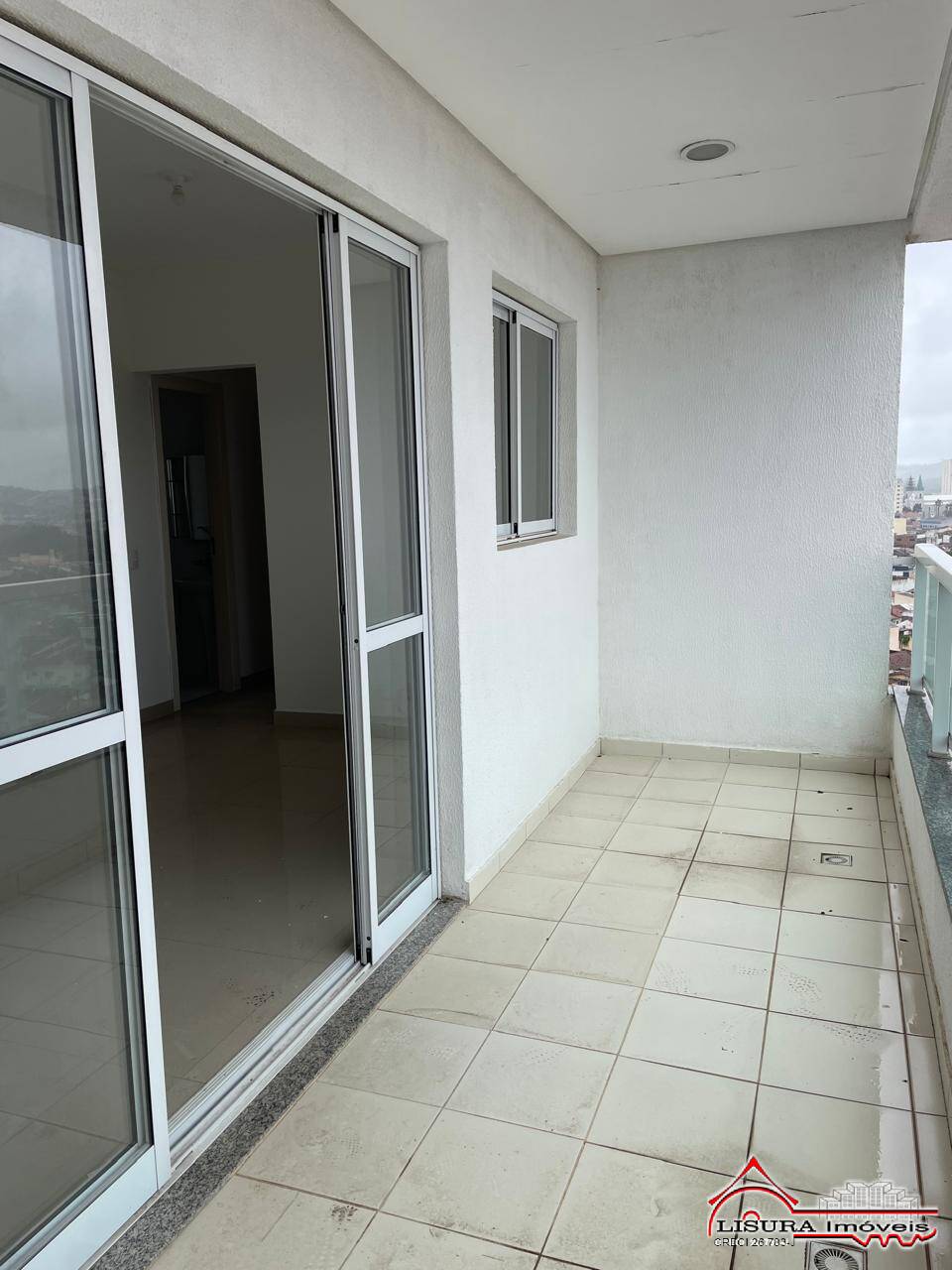 Apartamento para alugar com 2 quartos, 64m² - Foto 27