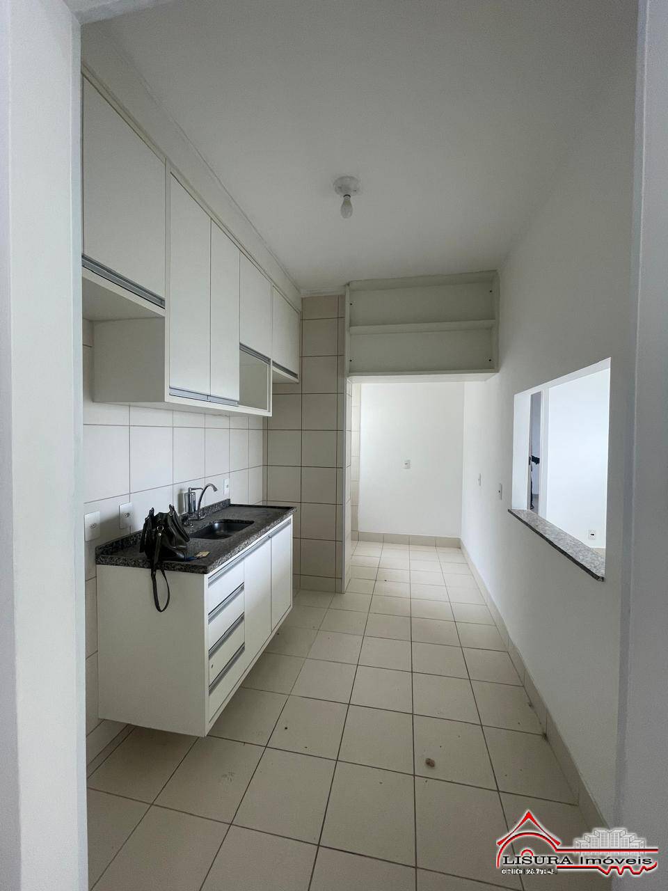 Apartamento para alugar com 2 quartos, 64m² - Foto 10