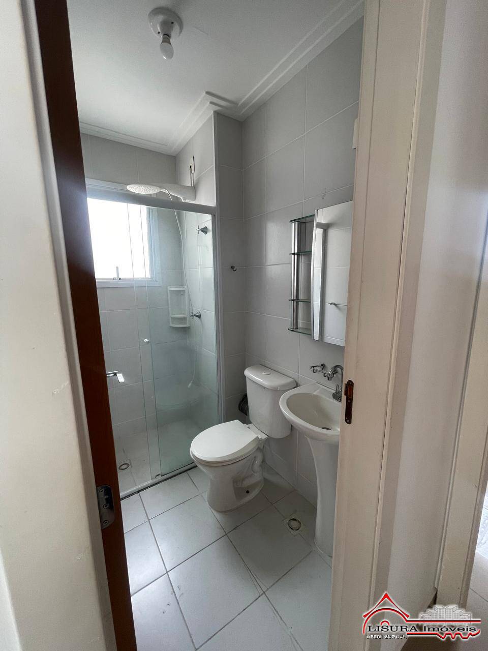 Apartamento para alugar com 2 quartos, 64m² - Foto 23