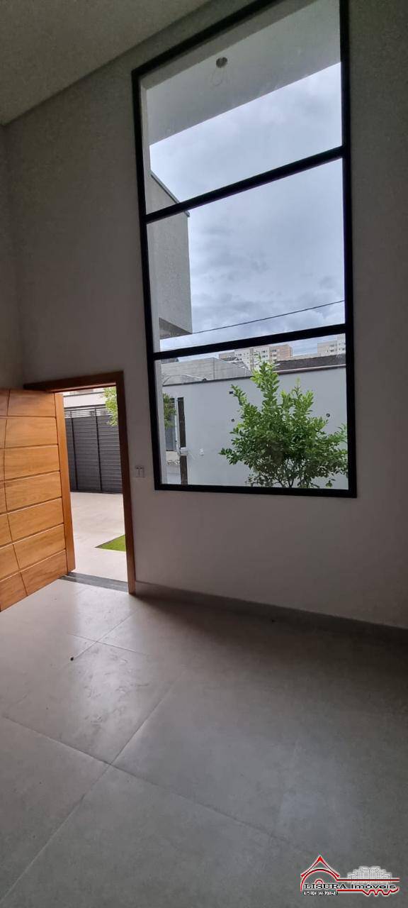 Casa à venda com 3 quartos, 165m² - Foto 2