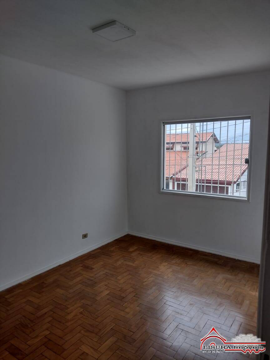 Casa à venda com 3 quartos, 140m² - Foto 4