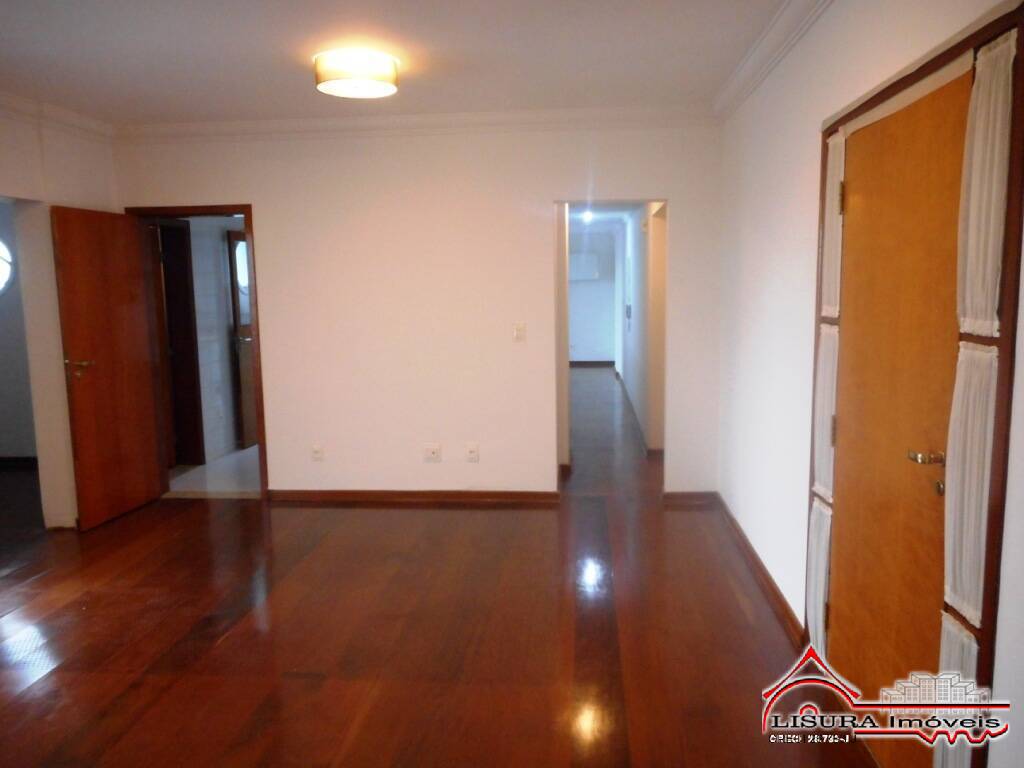 Apartamento à venda com 3 quartos, 154m² - Foto 7