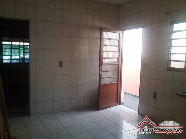 Casa à venda com 2 quartos, 1m² - Foto 9