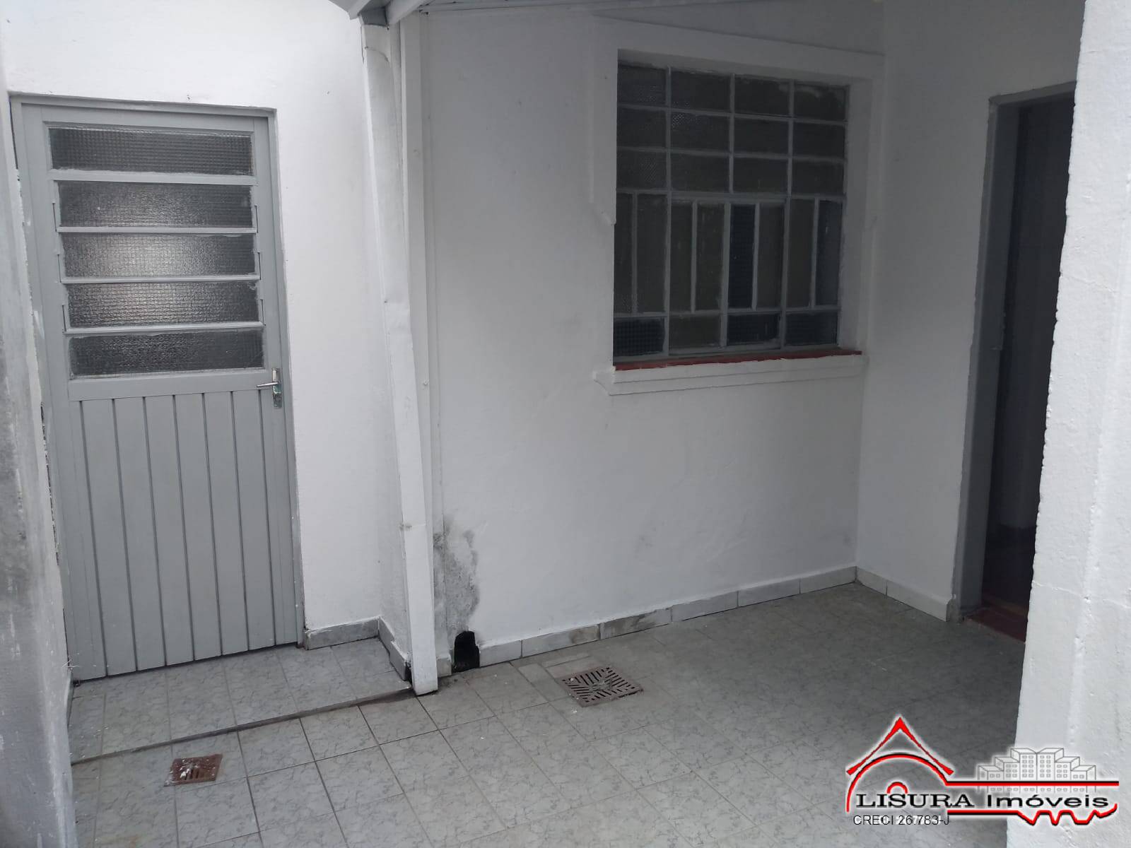 Casa à venda com 3 quartos, 159m² - Foto 4