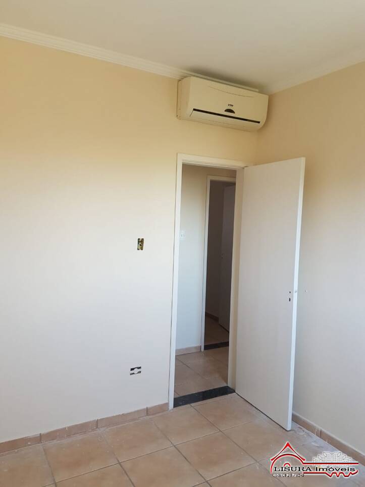 Apartamento à venda com 3 quartos, 85m² - Foto 3