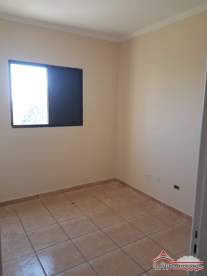 Apartamento à venda com 3 quartos, 85m² - Foto 4