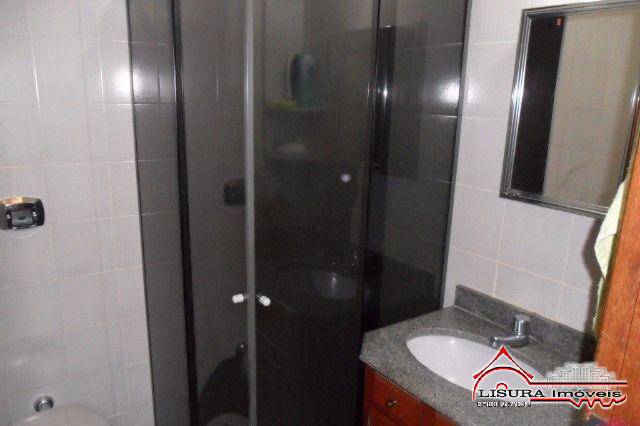 Casa de Condomínio à venda com 3 quartos, 141m² - Foto 29