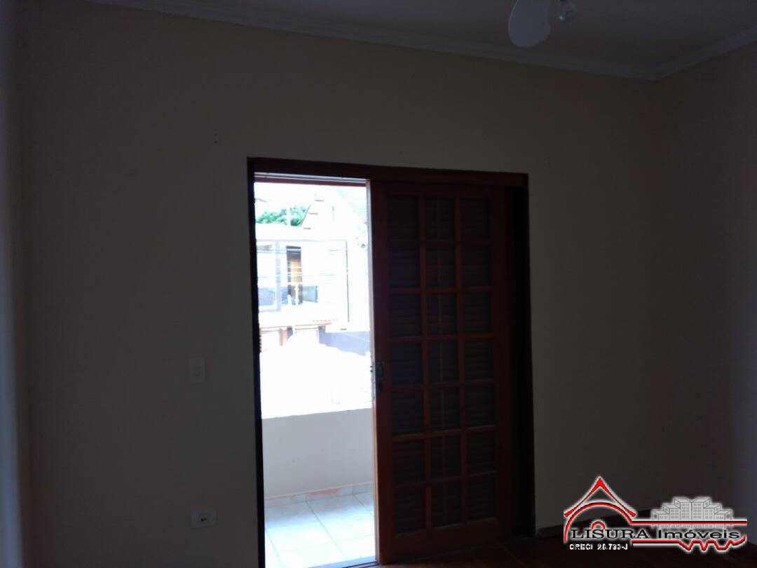 Casa à venda com 4 quartos, 200m² - Foto 8