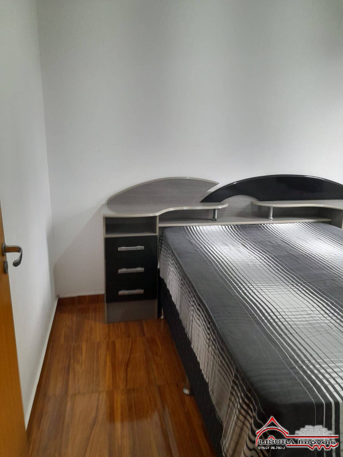 Apartamento à venda com 2 quartos, 45m² - Foto 13