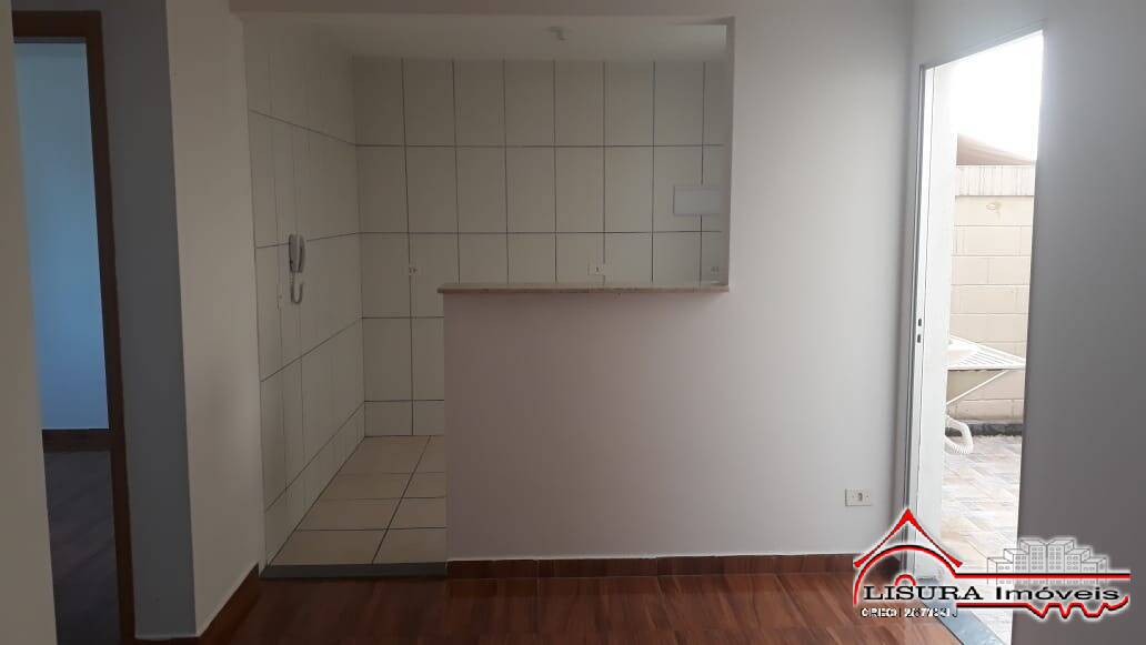 Apartamento à venda com 2 quartos, 45m² - Foto 1