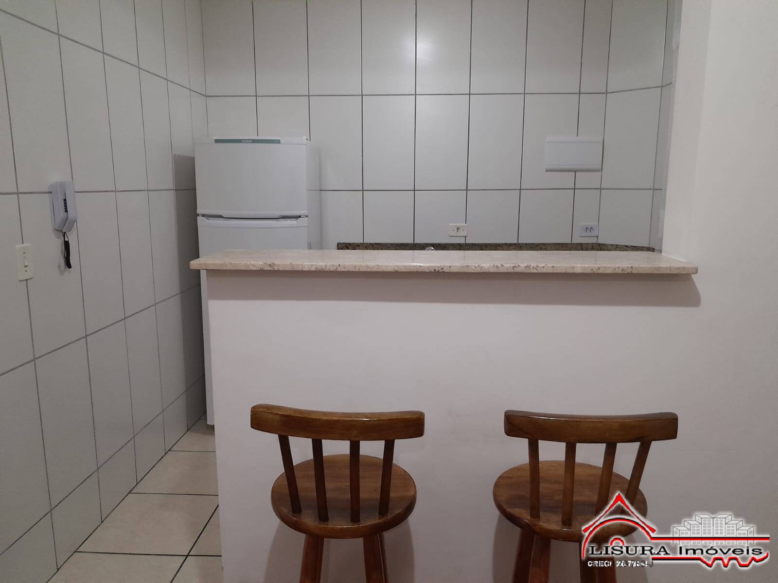 Apartamento à venda com 2 quartos, 45m² - Foto 3