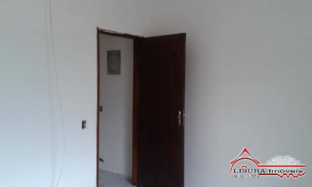 Casa à venda com 3 quartos, 220m² - Foto 10