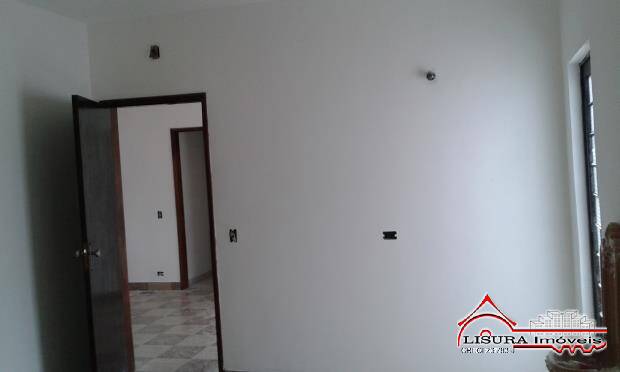 Casa à venda com 3 quartos, 220m² - Foto 12