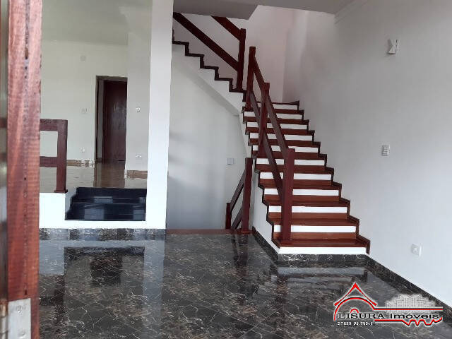 Casa à venda com 4 quartos, 380m² - Foto 4