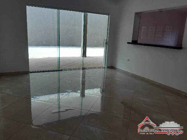 Casa à venda com 4 quartos, 380m² - Foto 3