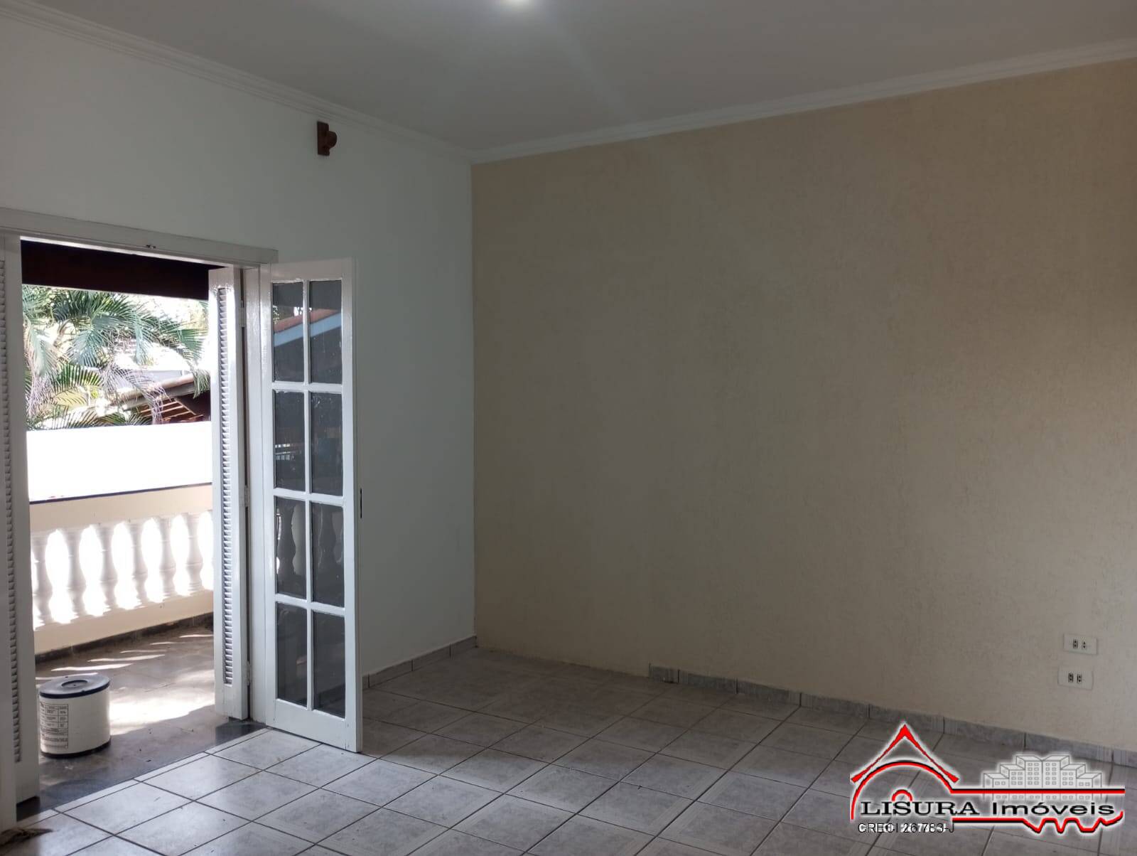 Casa para alugar com 4 quartos, 220m² - Foto 10