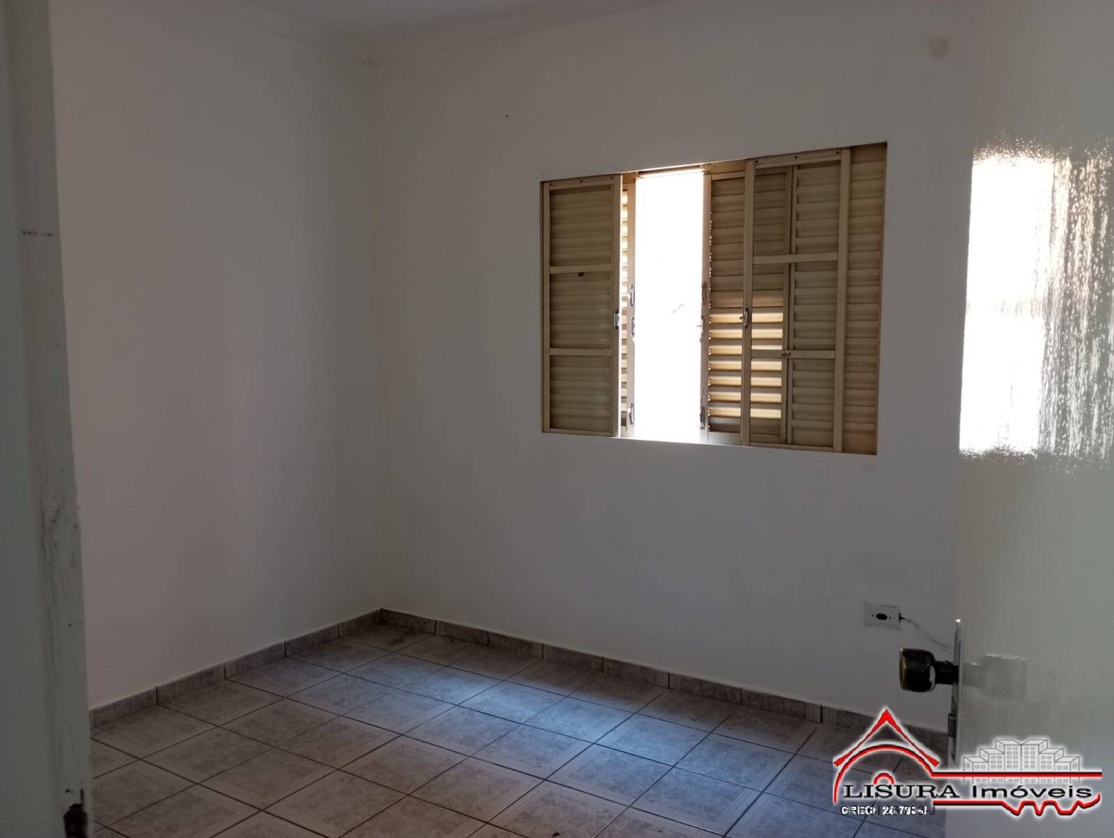 Casa para alugar com 4 quartos, 220m² - Foto 7