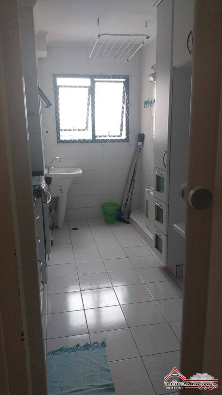 Apartamento à venda com 3 quartos - Foto 12