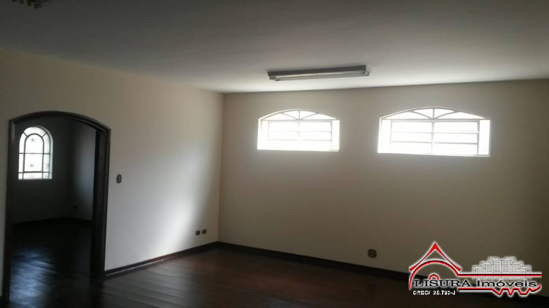 Casa para alugar com 3 quartos, 1m² - Foto 3