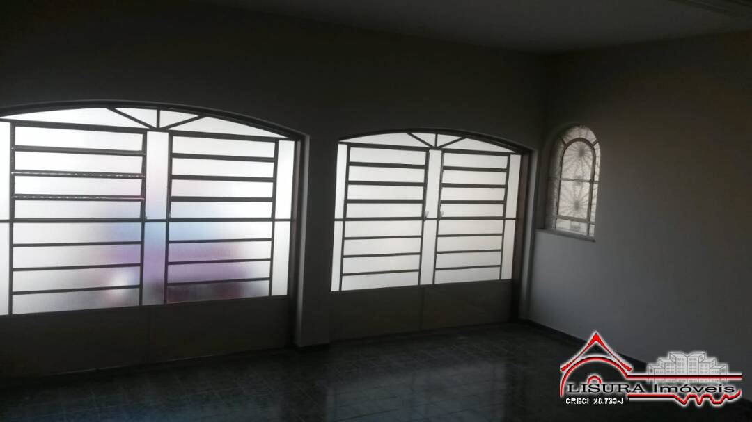 Loja-Salão para alugar com 3 quartos, 1m² - Foto 1