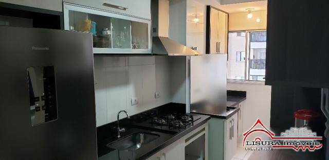 Apartamento à venda com 3 quartos, 80m² - Foto 4