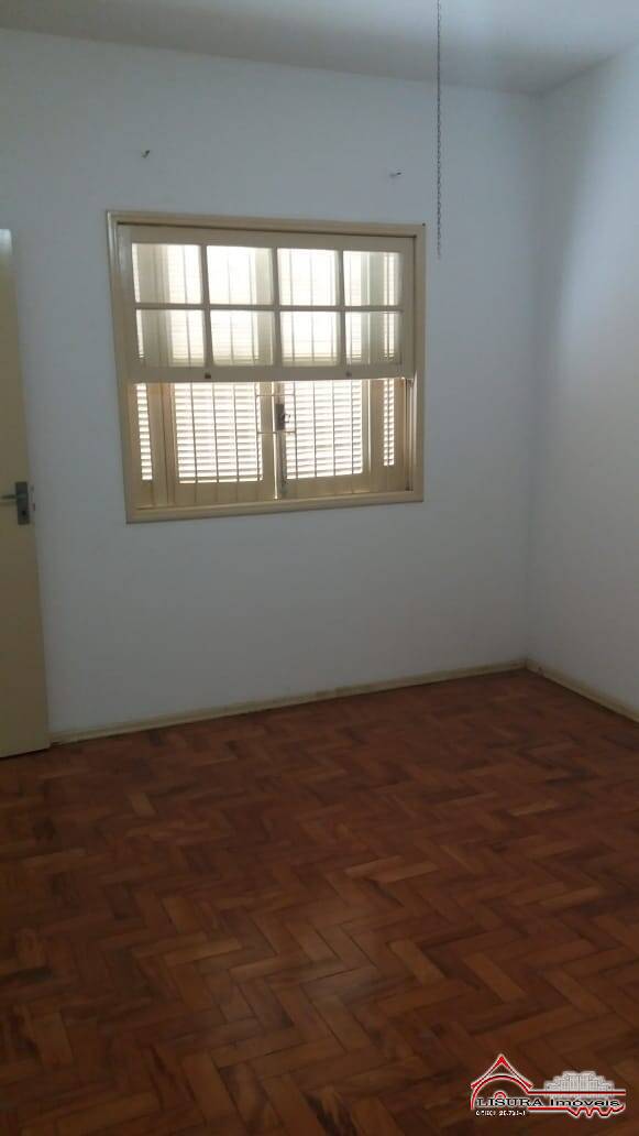 Casa para alugar com 3 quartos, 198m² - Foto 11