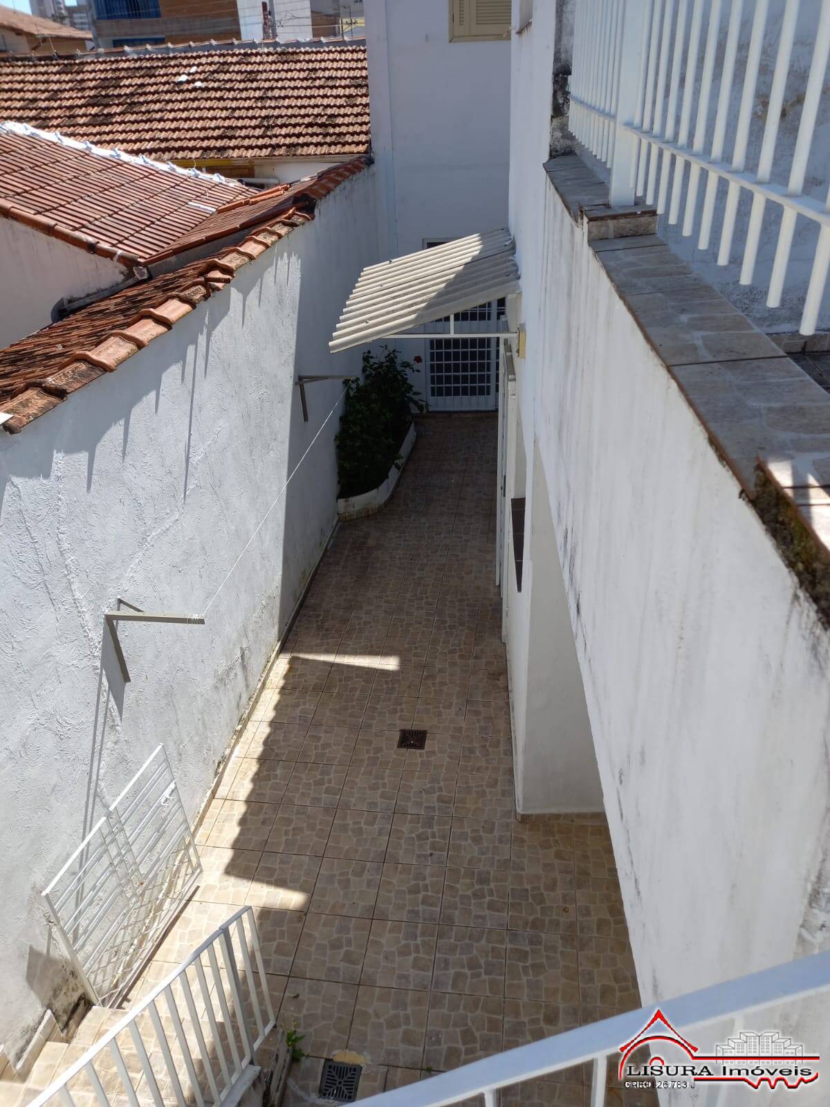 Casa para alugar com 3 quartos, 198m² - Foto 44