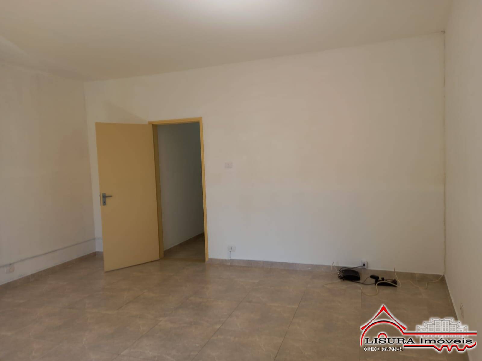 Casa para alugar com 3 quartos, 198m² - Foto 12