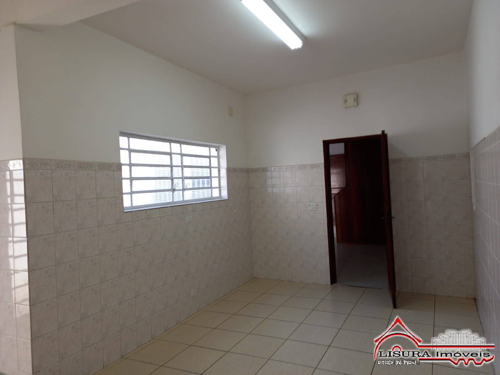 Casa para alugar com 3 quartos, 198m² - Foto 39