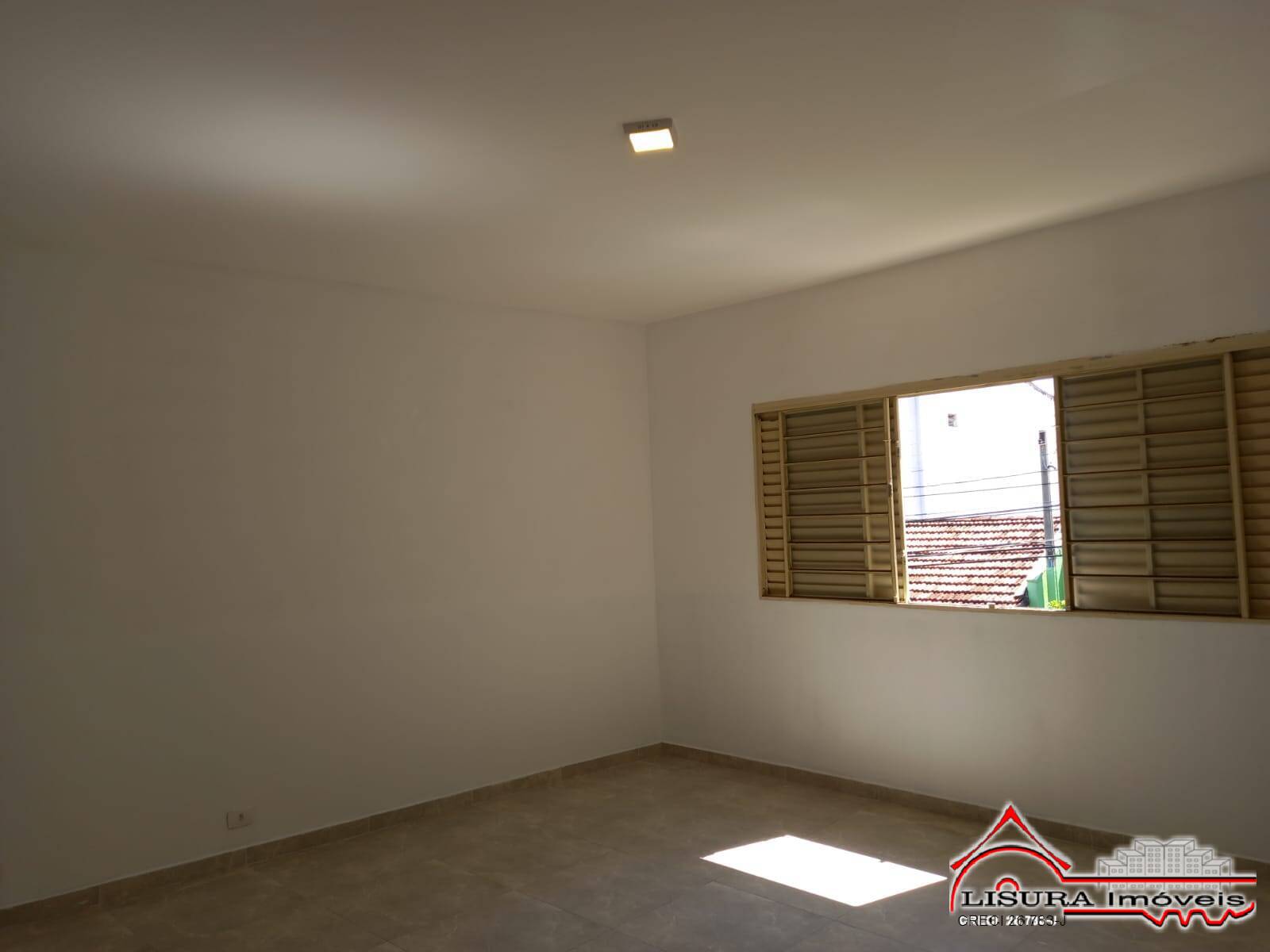 Casa para alugar com 3 quartos, 198m² - Foto 38