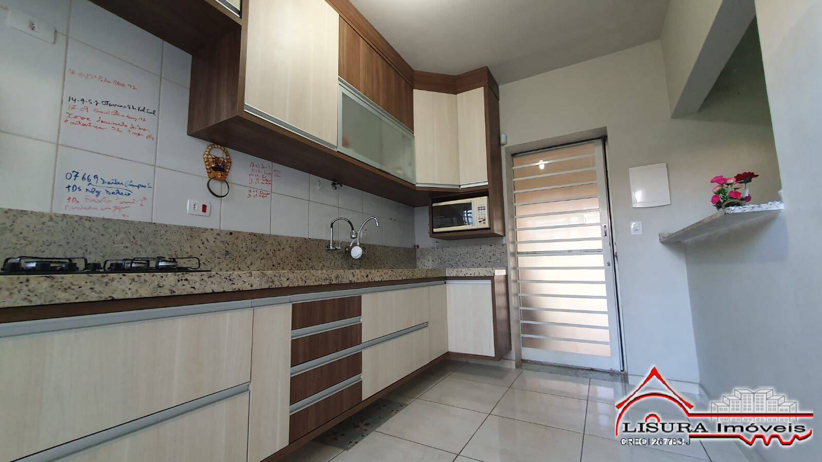 Casa para alugar com 3 quartos, 120m² - Foto 7