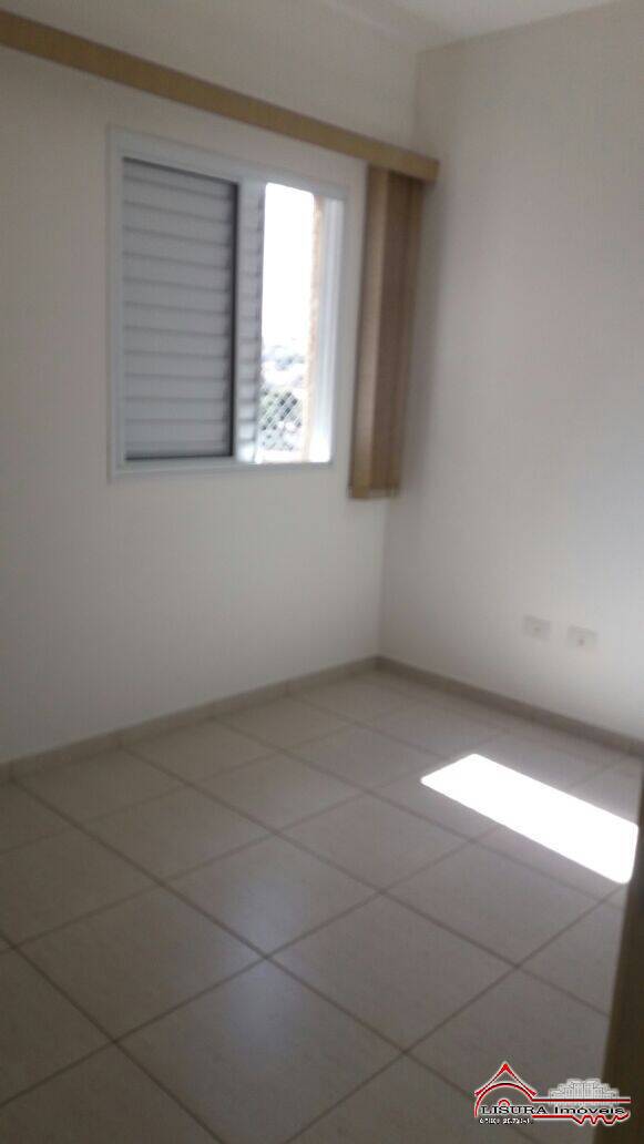 Apartamento à venda com 3 quartos, 87m² - Foto 12