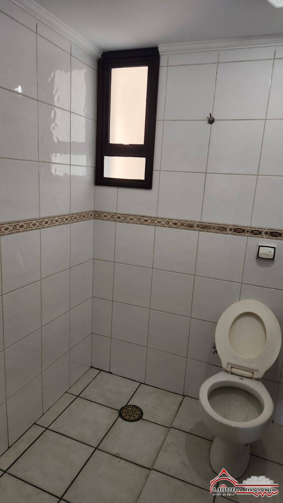 Apartamento à venda com 3 quartos, 180m² - Foto 33