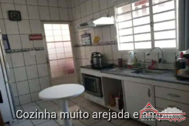 Casa à venda com 3 quartos, 138m² - Foto 15