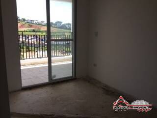 Apartamento à venda com 2 quartos, 73m² - Foto 4