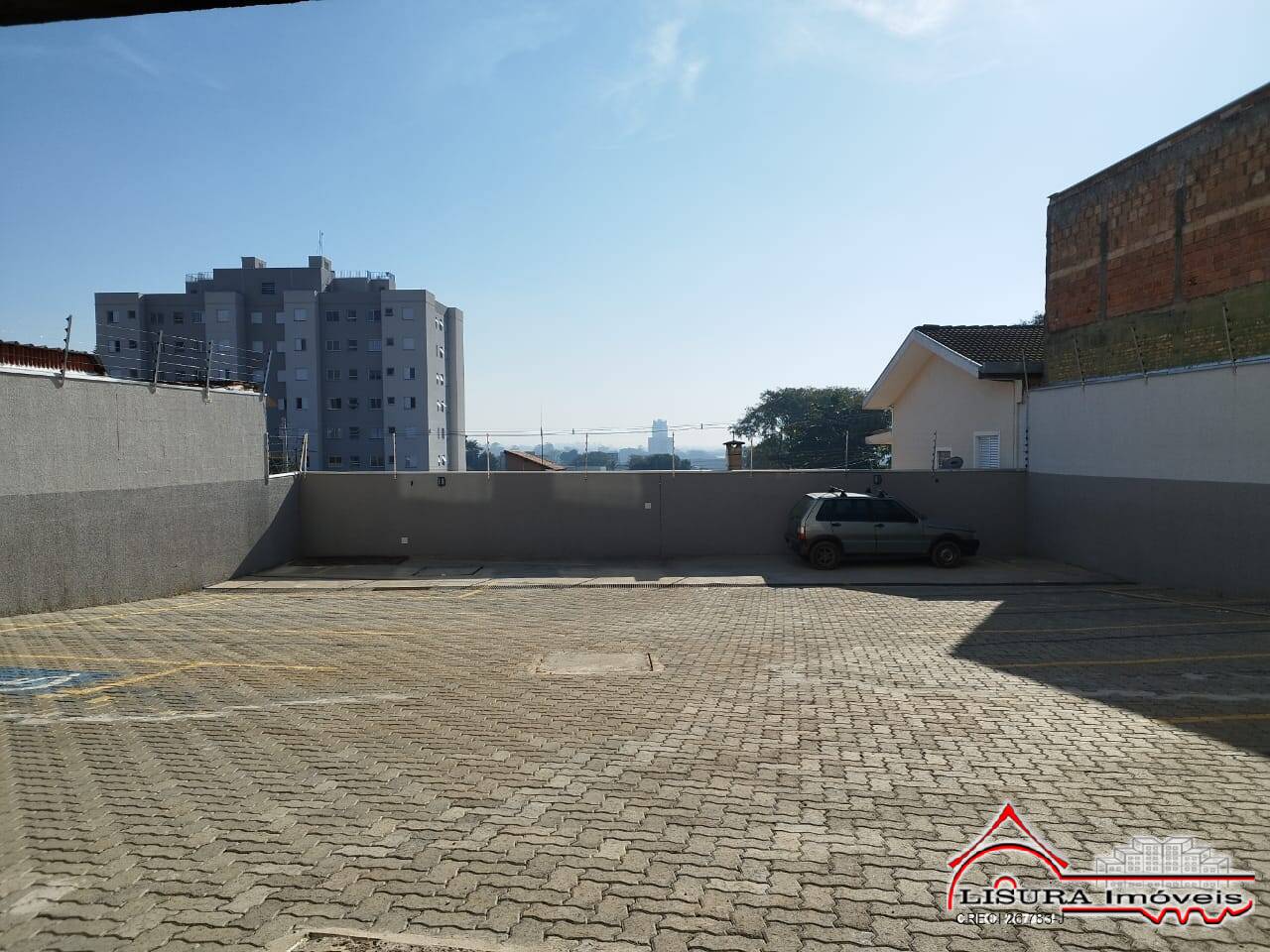 Apartamento para alugar com 2 quartos, 68m² - Foto 27