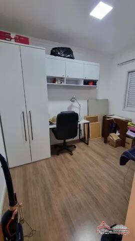 Apartamento para alugar com 3 quartos, 92m² - Foto 4