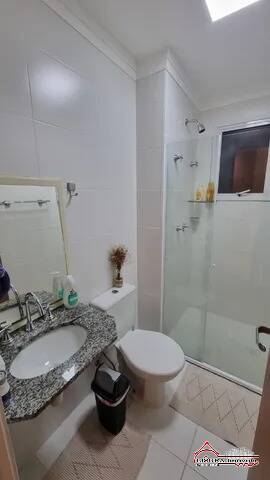 Apartamento para alugar com 3 quartos, 92m² - Foto 13