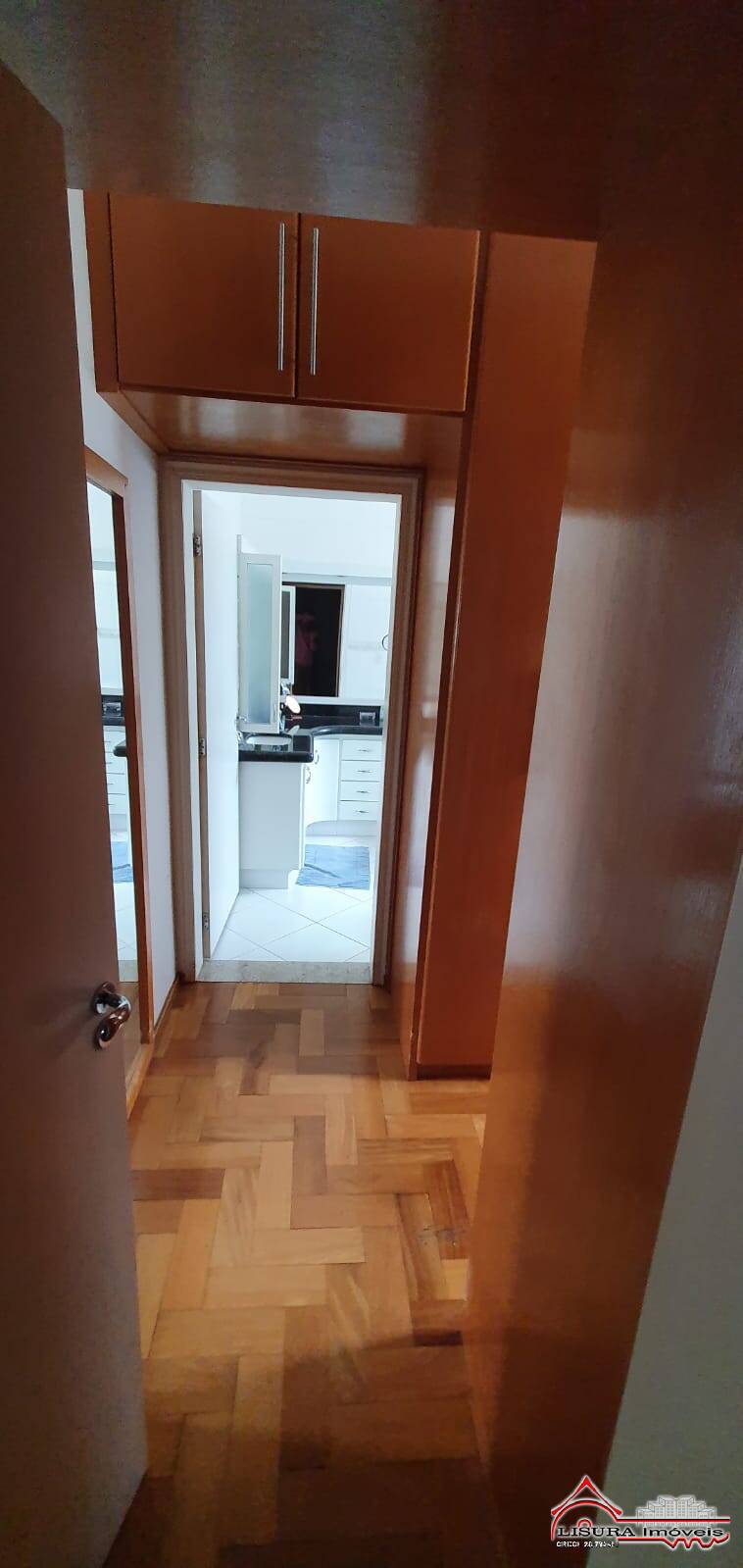 Casa de Condomínio para alugar com 4 quartos, 350m² - Foto 23