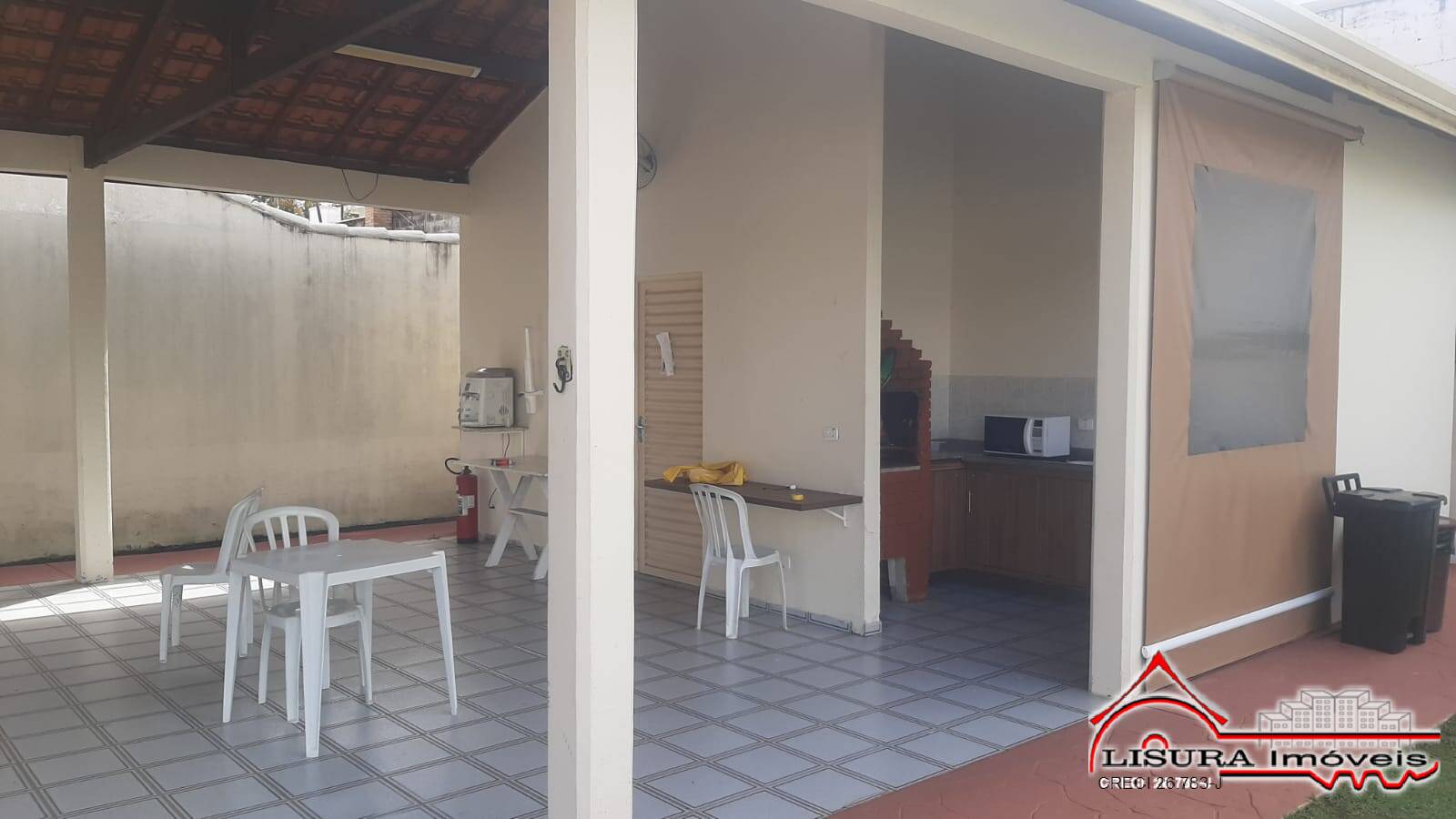 Casa de Condomínio para alugar com 4 quartos, 350m² - Foto 45