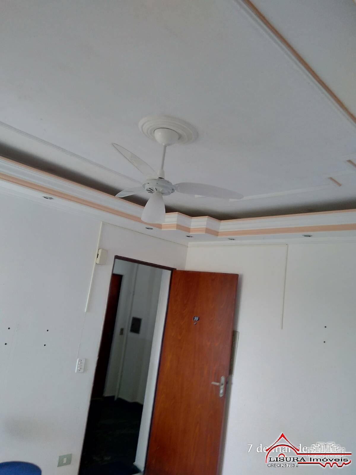 Apartamento à venda com 2 quartos, 50m² - Foto 2